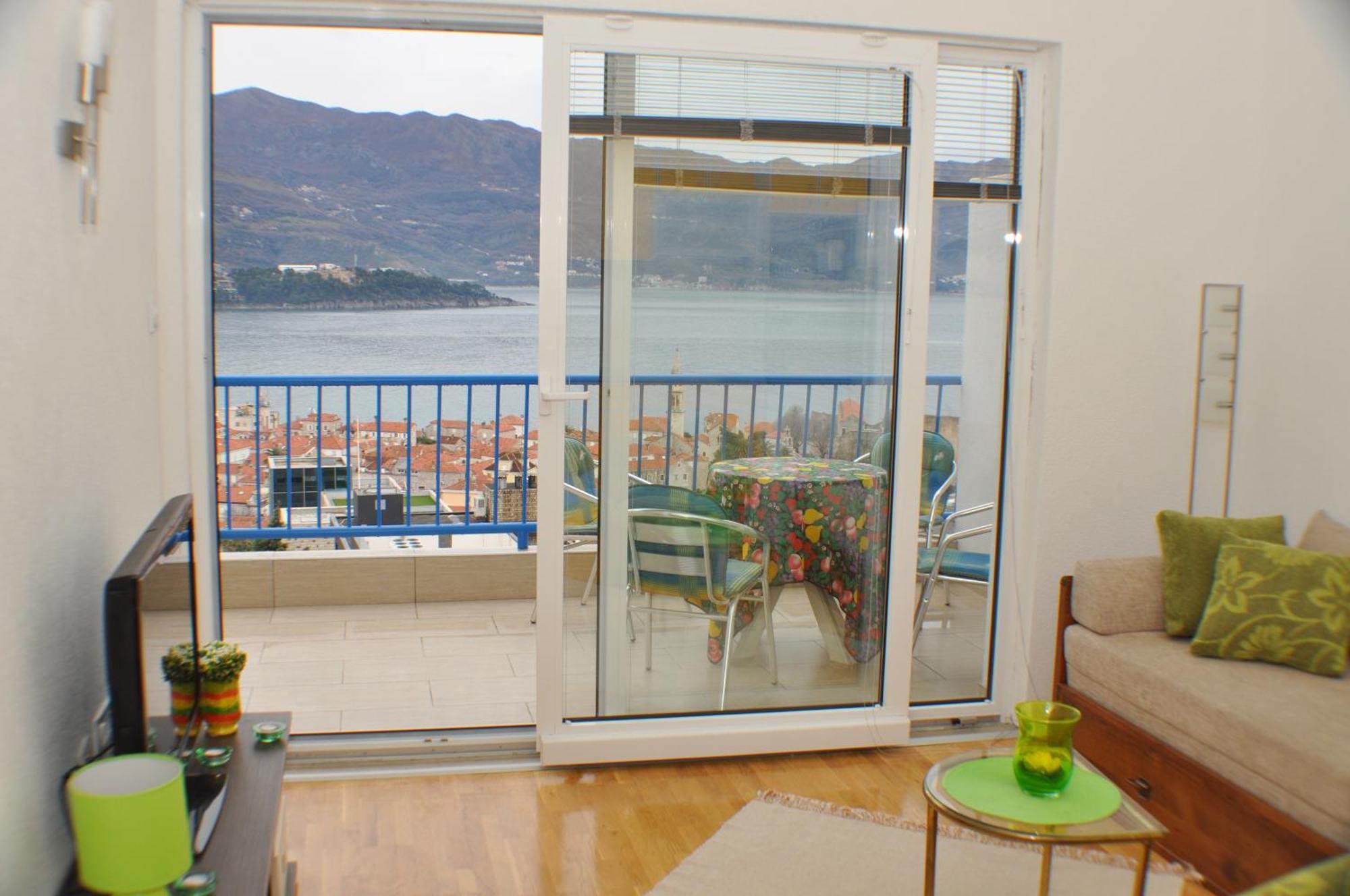 Belvedere Apartment *